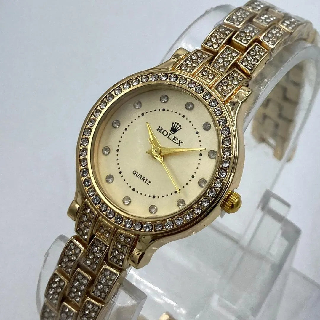 Glam & Grace Ladies Luxury Watch – Champagne Gold Crystal